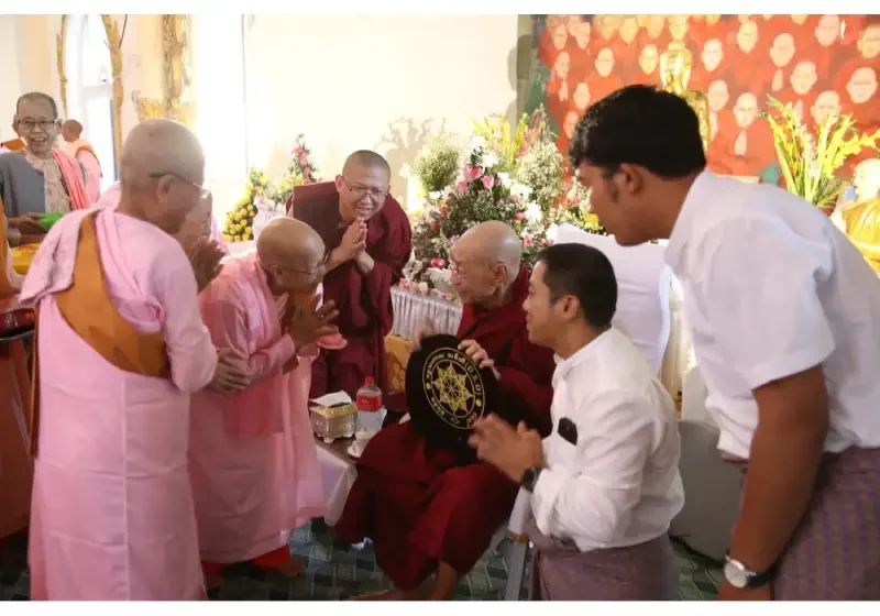 စစ်ကိုင်းတောင်ရိုး မင်းဝံတောင်ရိုးရှိသီလရှင် ဆရာကြီး,ဆရာလေးများစုပေါင်း၍ ဝါကျွတ် ဩဝါဒခံယူပွဲအခမ်းအနား